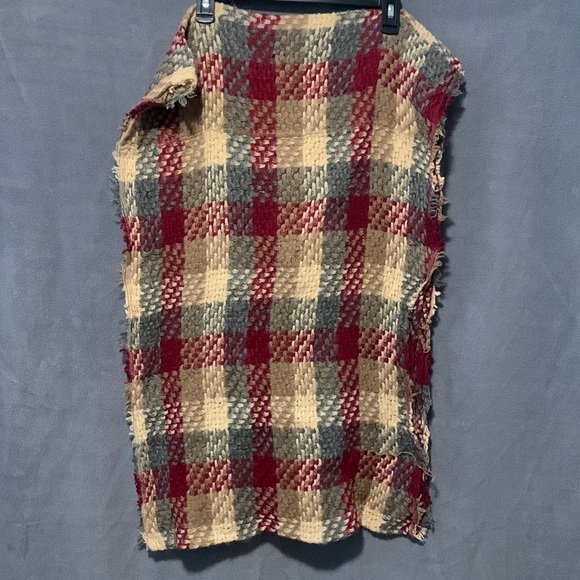 Plaid Knit Scarf in Red and Beige - Picture 1 of 4